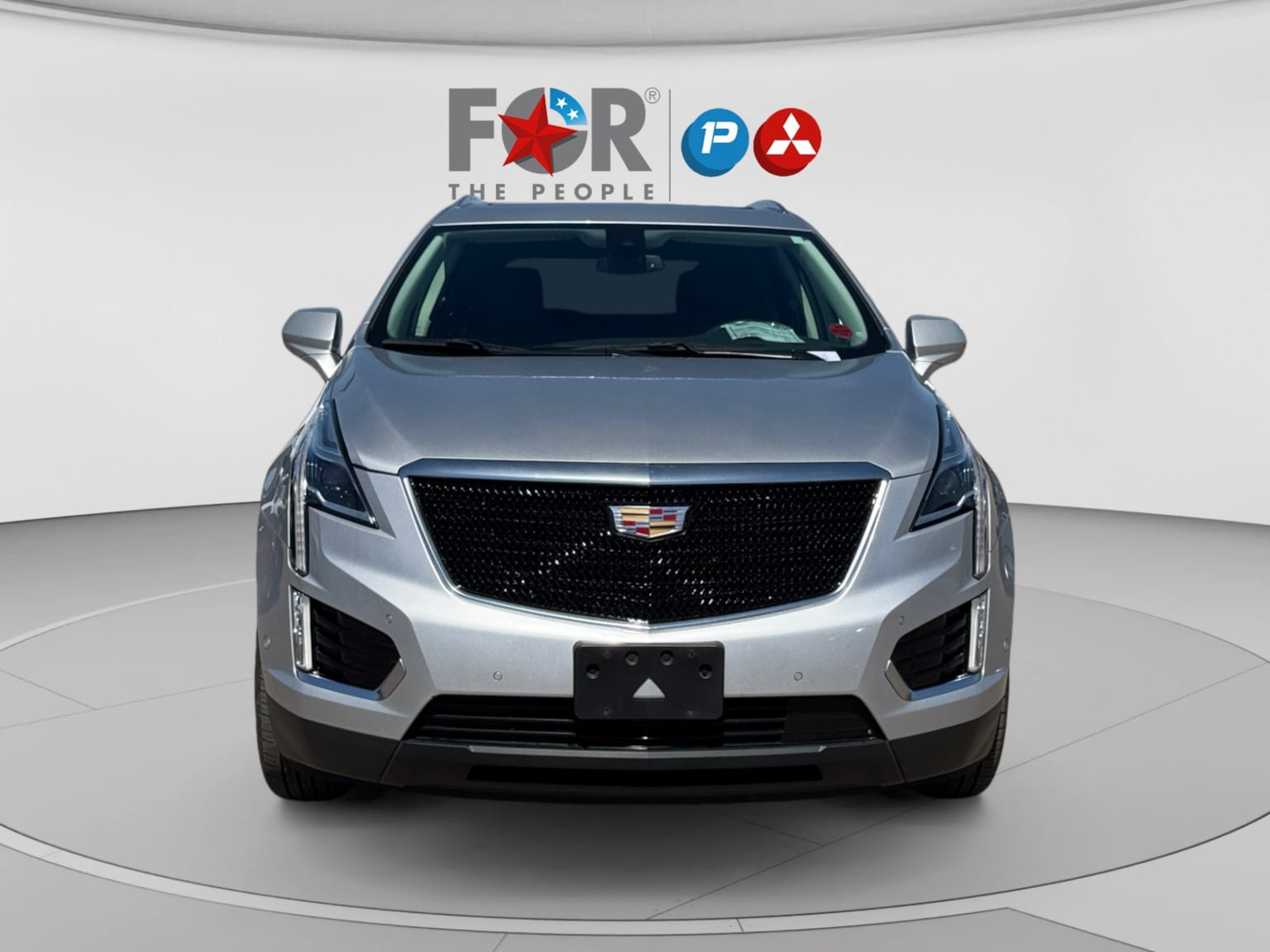 Used 2017 Cadillac XT5 Premium Luxury w/ Driver Assist Package FWD image 8