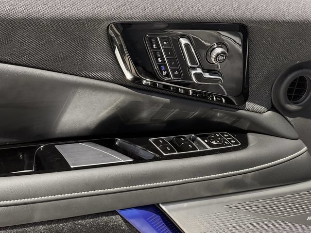 New 2026 Cadillac Optiq V w/ Carbon Fiber Package AWD/4WD image 20