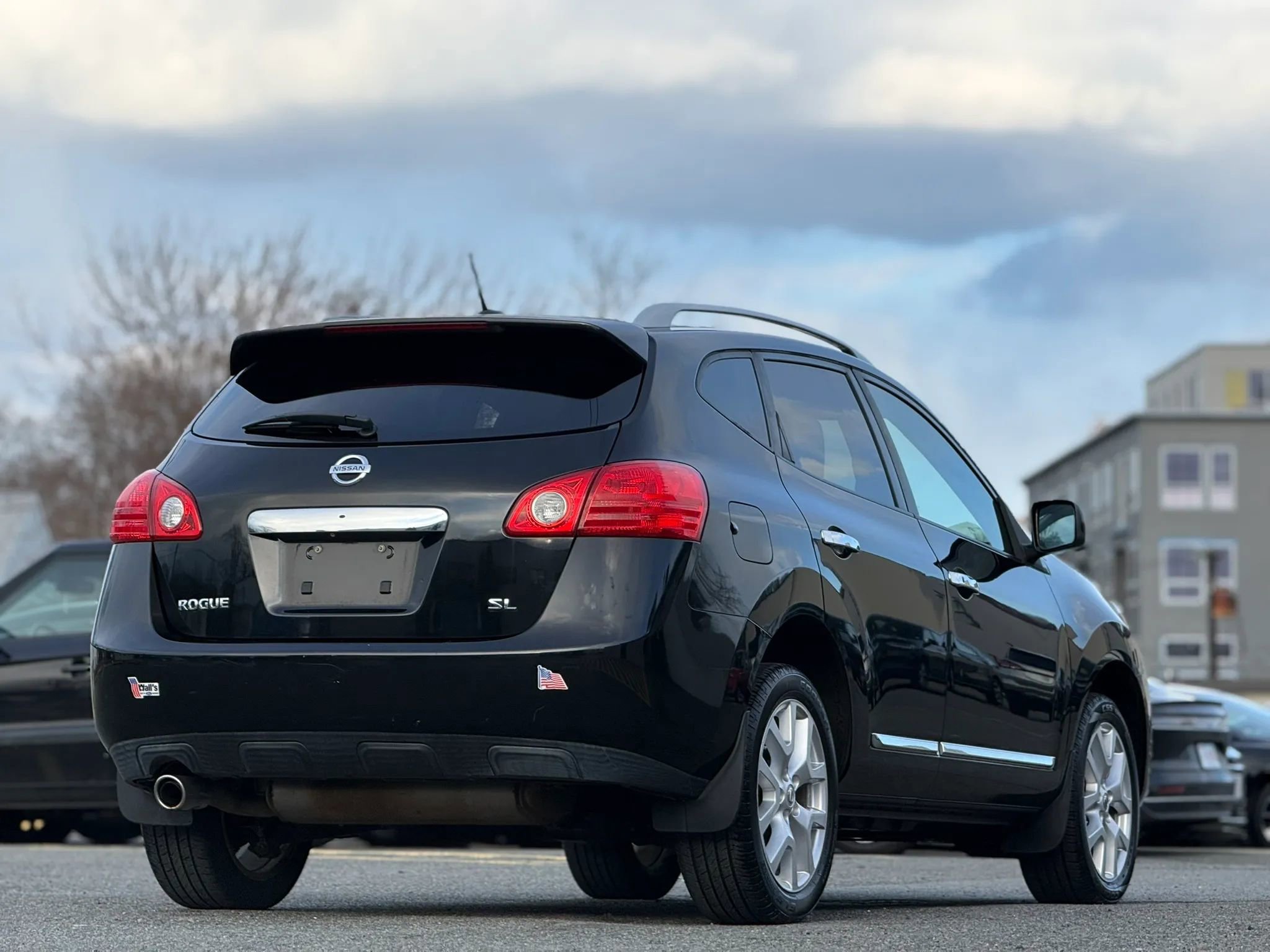 Used 2011 Nissan Rogue SV w/ SL Pkg FWD image 6