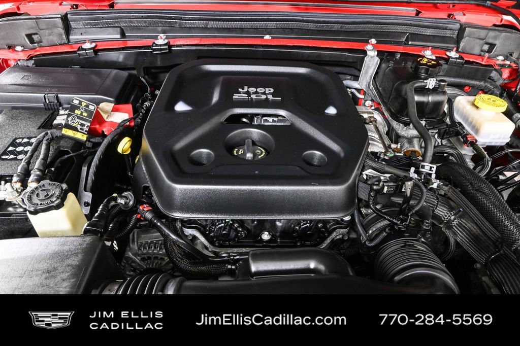 Used 2020 Jeep Wrangler Unlimited Sahara image 32