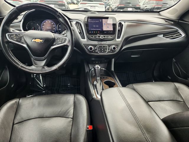 Used 2019 Chevrolet Malibu Premier w/ Sun and Wheel Package image 10