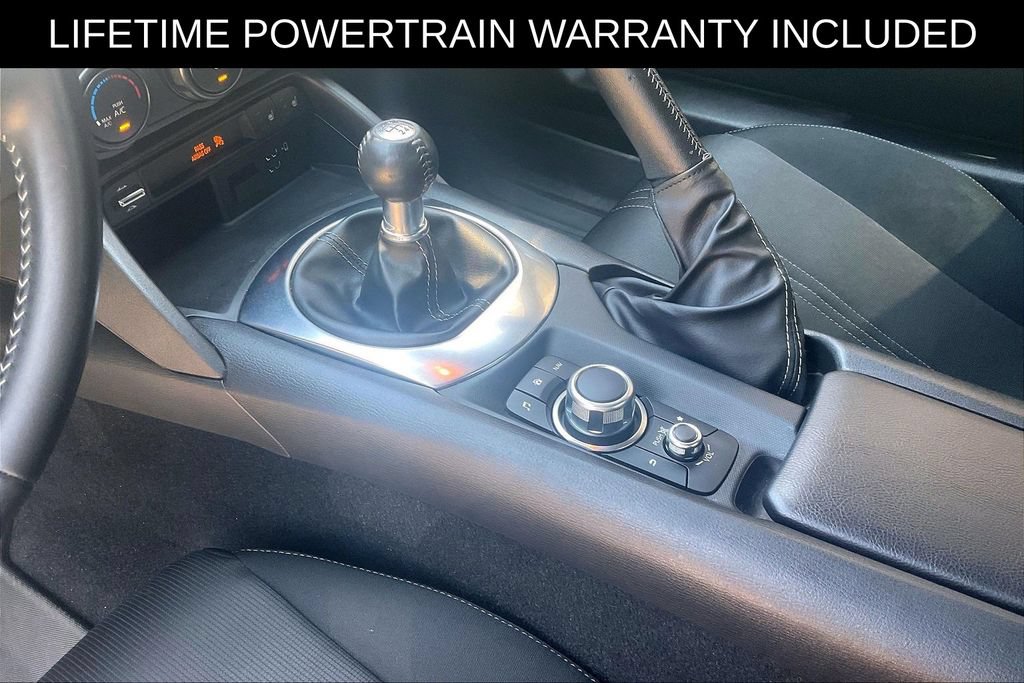 Used 2021 MAZDA MX-5 Miata RF Club RWD image 13