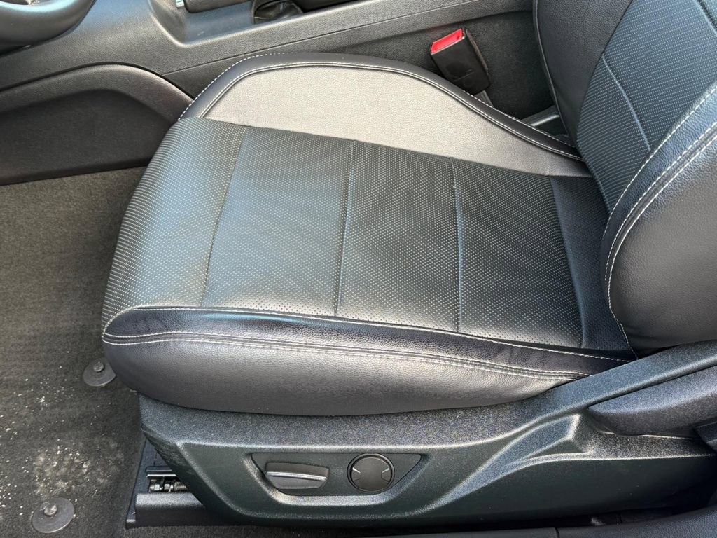 Used 2022 Ford Mustang GT Premium image 21