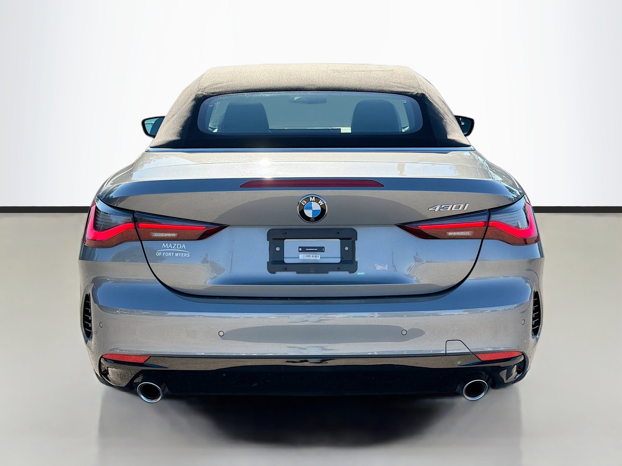 Used 2025 BMW 430i Convertible image 4