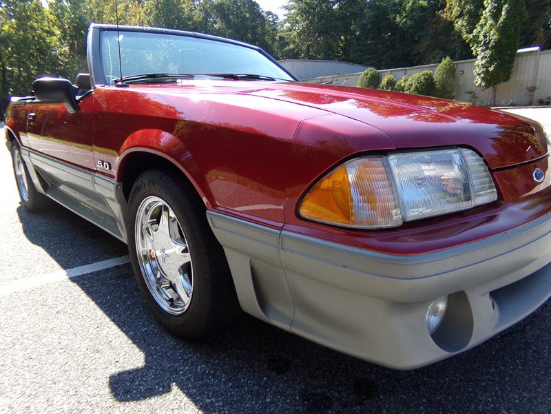 Used 1991 Ford Mustang GT RWD image 2