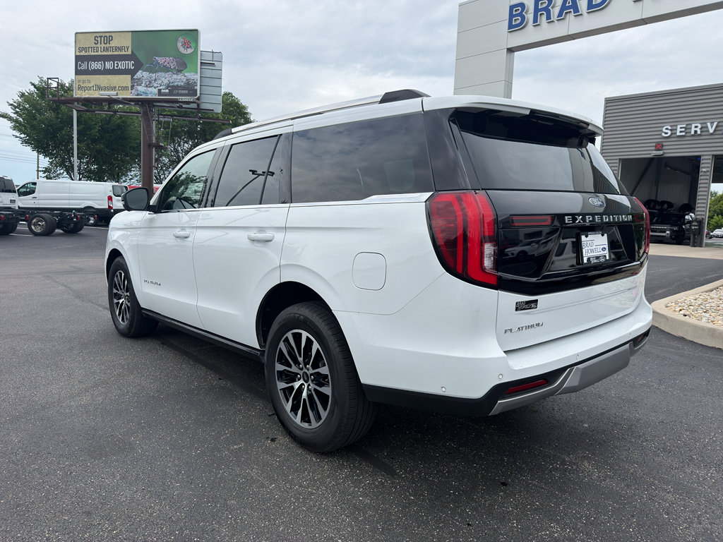 Used 2025 Ford Expedition Platinum AWD/4WD image 8