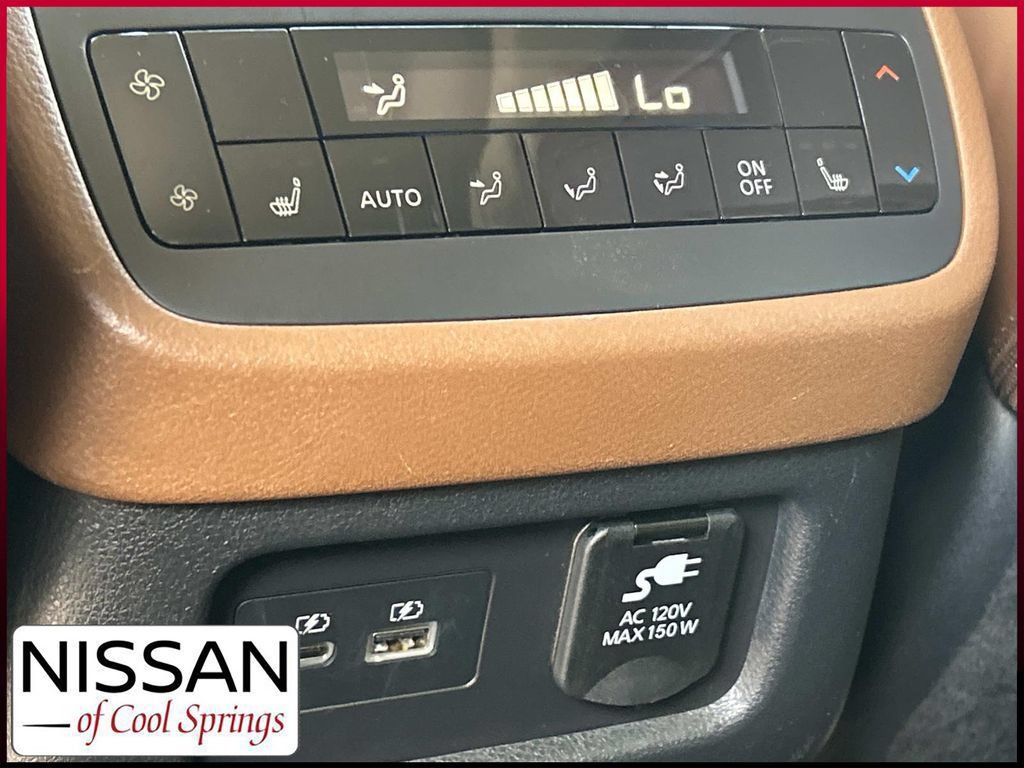 Used 2023 Nissan Pathfinder Platinum FWD image 24