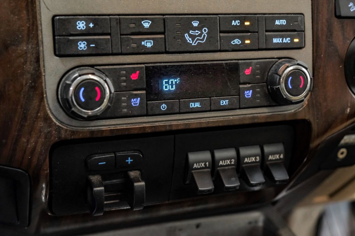 Used 2012 Ford F250 Lariat w/ Lariat Ultimate Pkg AWD/4WD image 26
