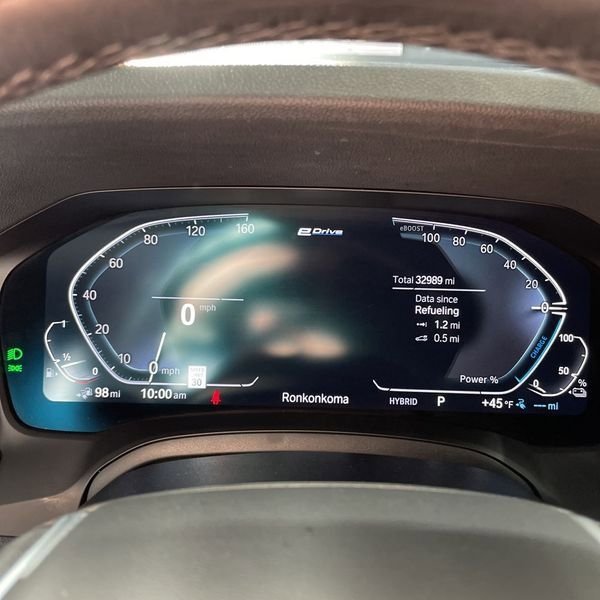 Used 2022 BMW 330e xDrive w/ Driving Assistance Package image 19