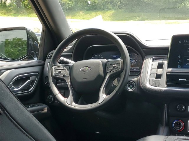 Used 2023 Chevrolet Suburban RST w/ Luxury Package image 13