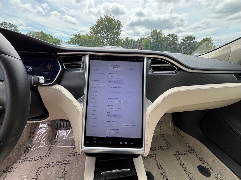 Used 2018 Tesla Model S 100D image 10