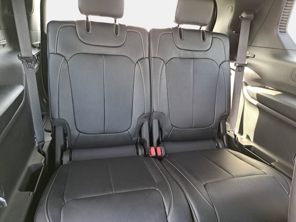 New 2026 Jeep Grand Cherokee L Limited image 12