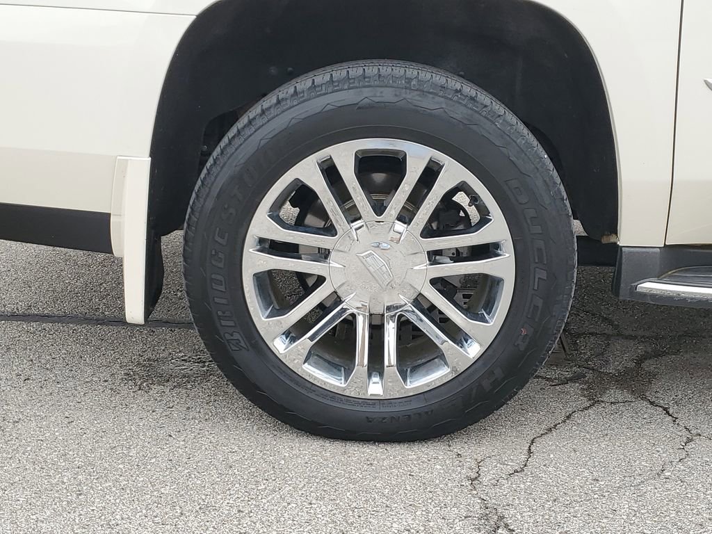 Used 2015 Cadillac Escalade ESV 4WD image 7