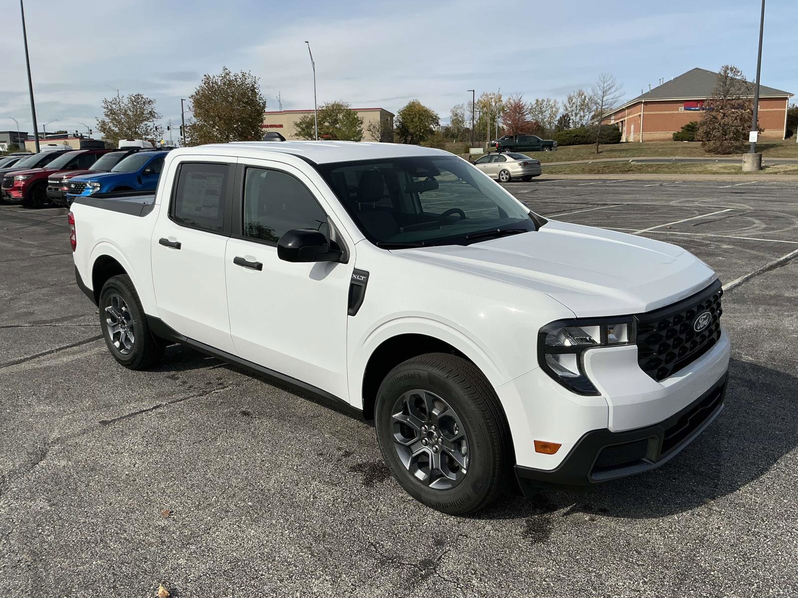 New 2025 Ford Maverick XLT w/ XLT Luxury Package image 8