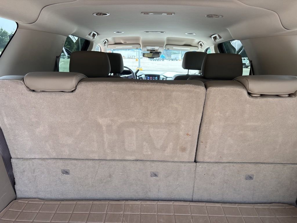 Used 2019 Chevrolet Suburban LT w/ Texas Edition Package RWD image 27