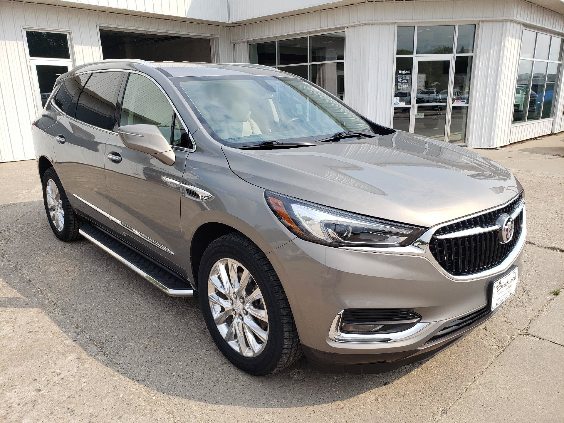 Used 2019 Buick Enclave Essence AWD/4WD image 7