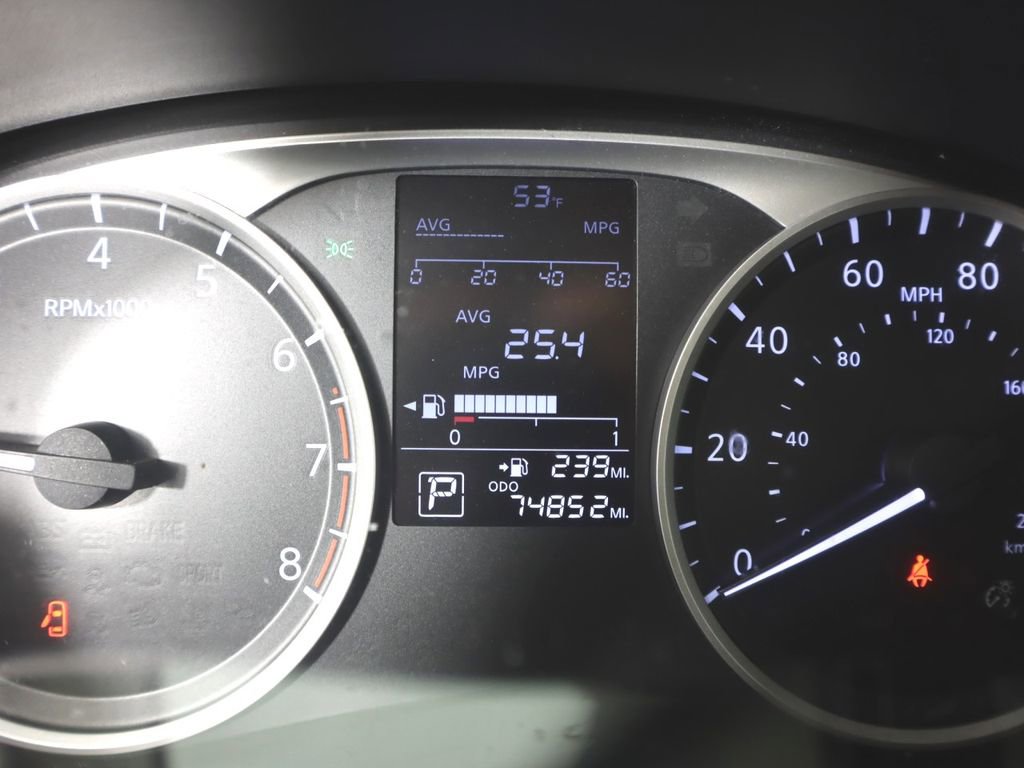 Used 2021 Nissan Kicks S image 11