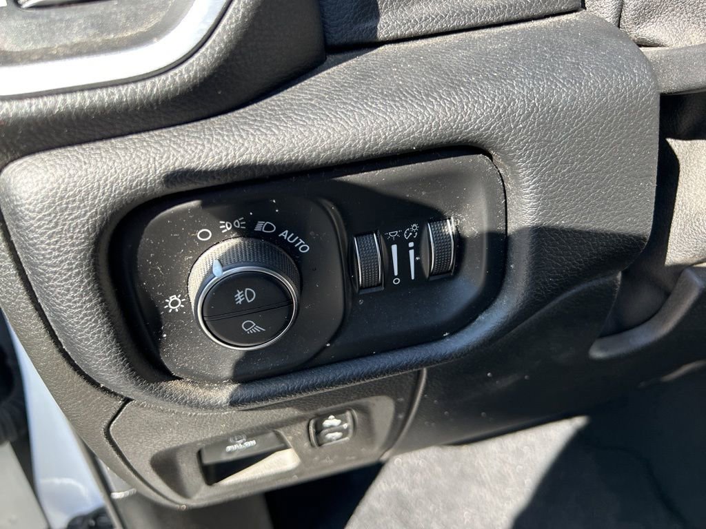 Used 2019 RAM 1500 Big Horn image 14