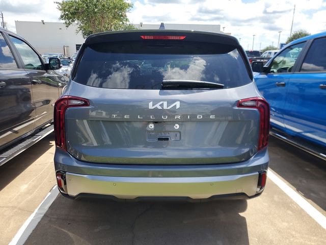 Used 2025 Kia Telluride LX FWD image 6