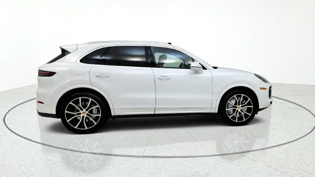 Used 2019 Porsche Cayenne Turbo AWD/4WD image 9