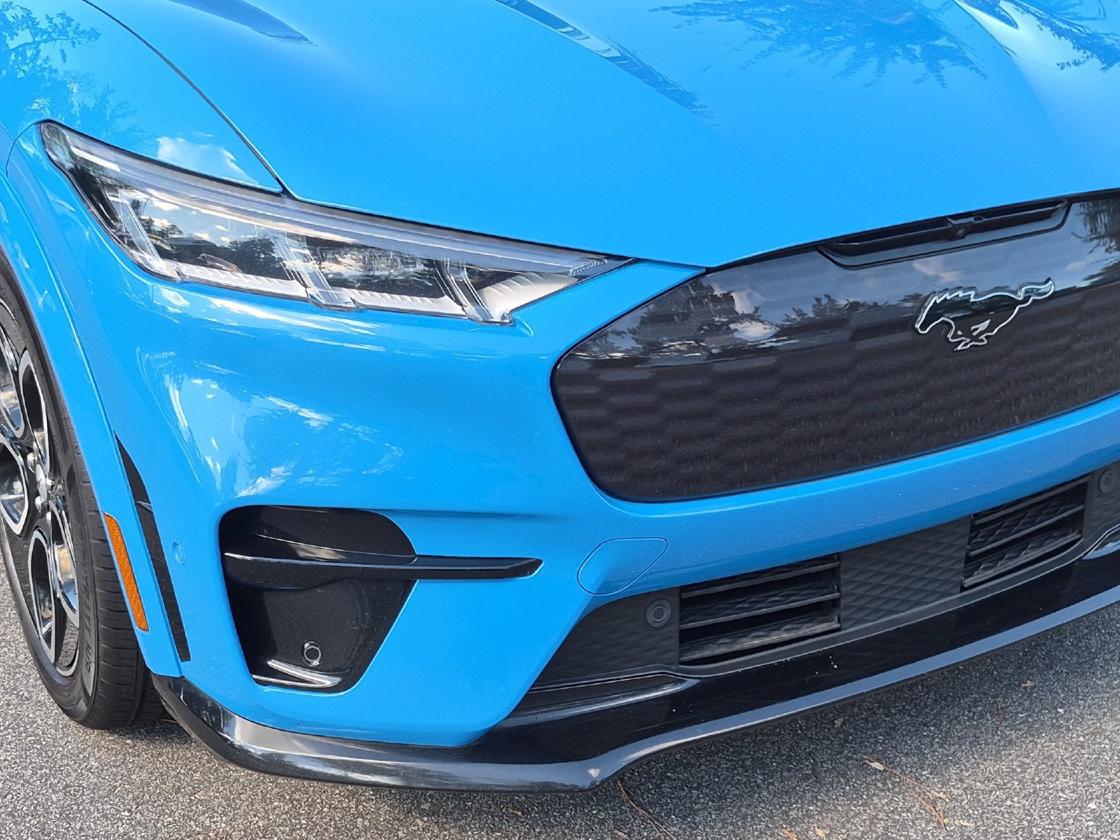 Used 2022 Ford Mustang Mach-E GT AWD/4WD image 9