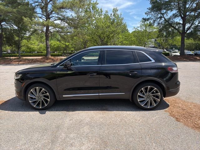 Used 2023 Lincoln Nautilus Reserve w/ Equipment Group 202A image 2