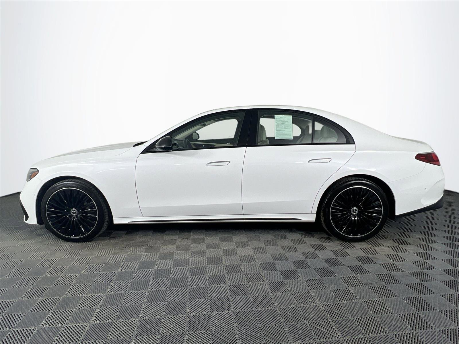 Certified 2024 Mercedes-Benz E 350 4MATIC Sedan image 3