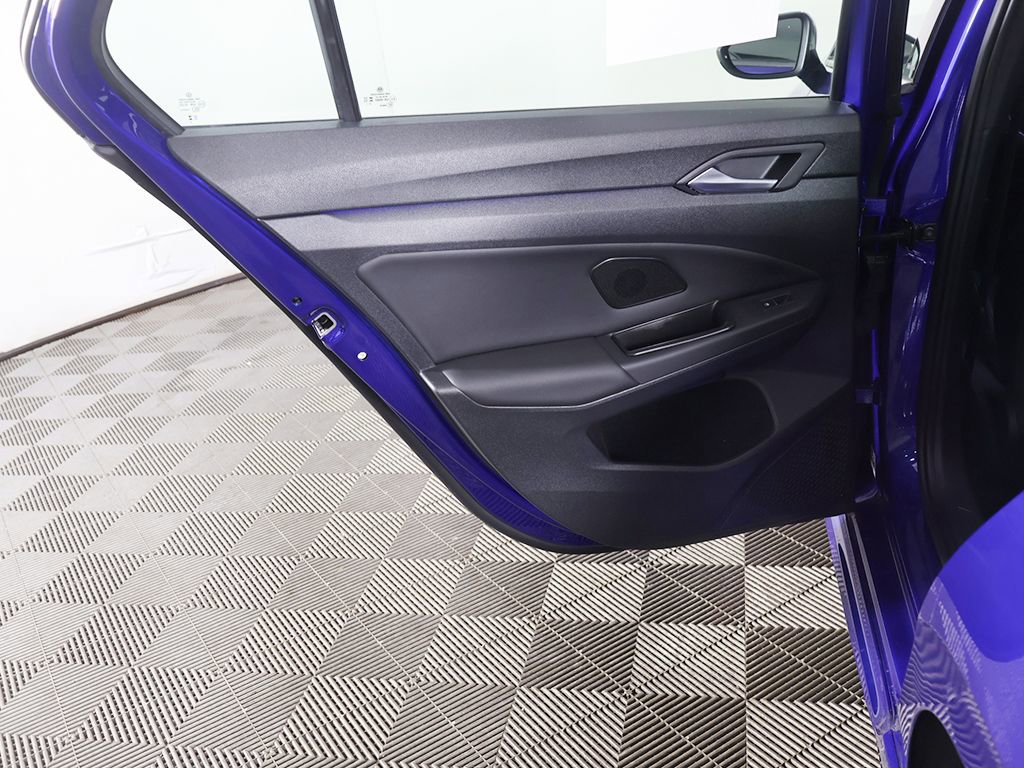 Used 2024 Volkswagen Golf R AWD/4WD image 28