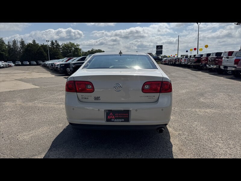 Used 2011 Buick Lucerne CXL w/ Driver Confidence Package FWD image 6