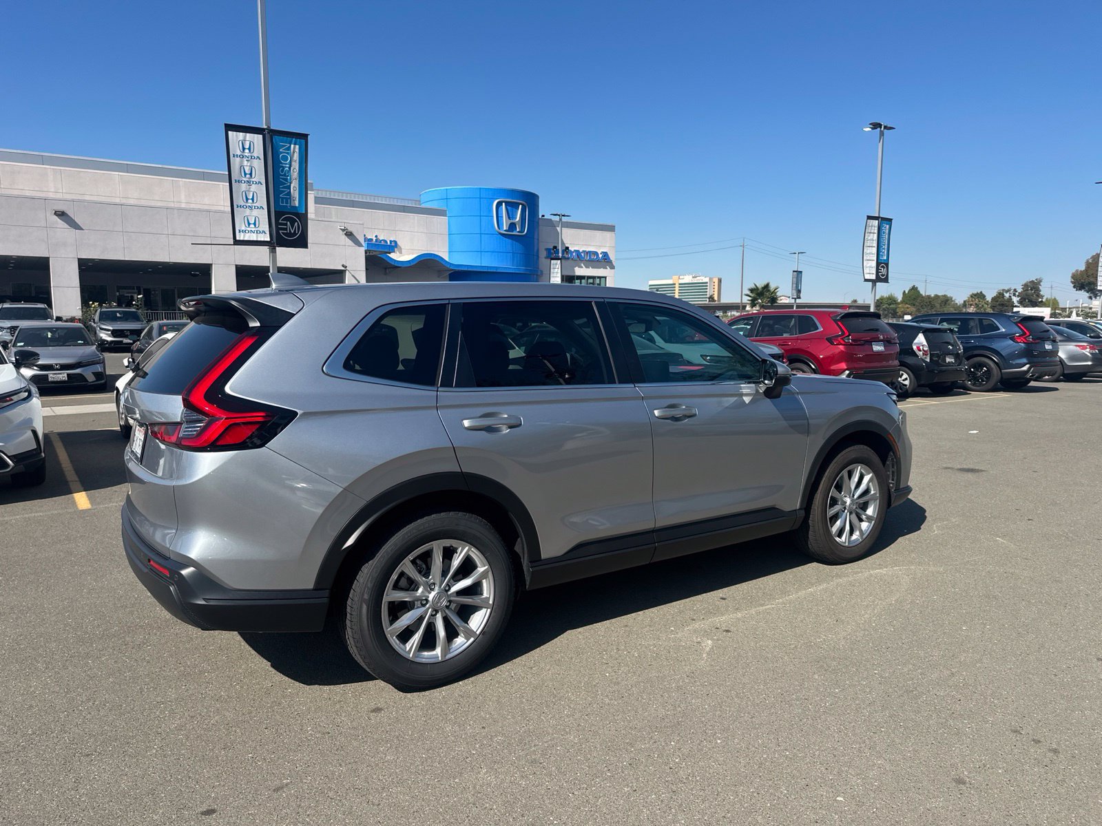 Used 2024 Honda CR-V EX-L image 3