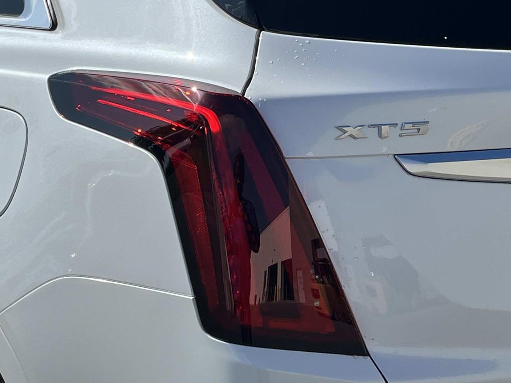 New 2025 Cadillac XT5 Premium Luxury w/ Technology Package image 10