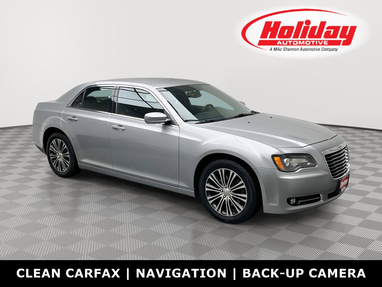 Used 2013 Chrysler 300 S image 1