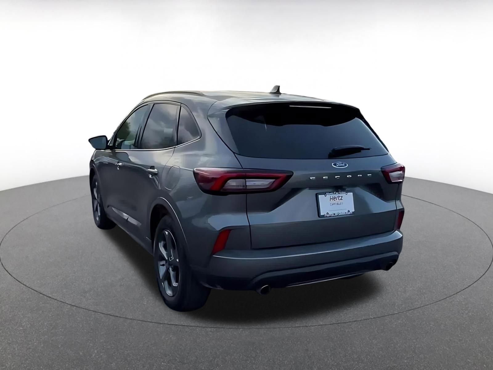 Used 2024 Ford Escape ST-Line image 11