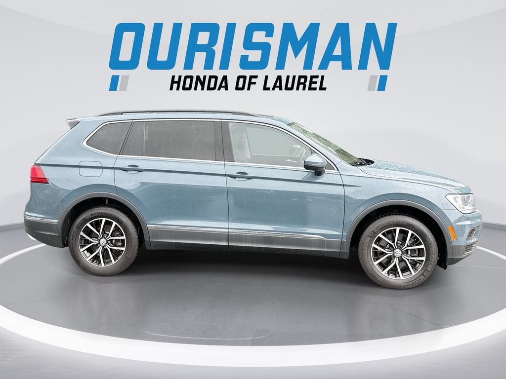 Used 2021 Volkswagen Tiguan SE w/ Panoramic Sunroof Package AWD/4WD image 9
