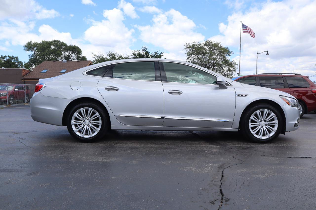 Used 2018 Buick LaCrosse Essence FWD image 6