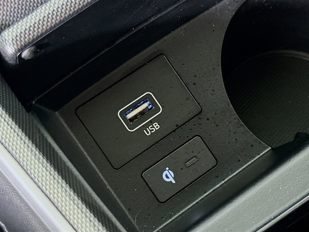 Used 2022 Hyundai Santa Fe Limited image 31