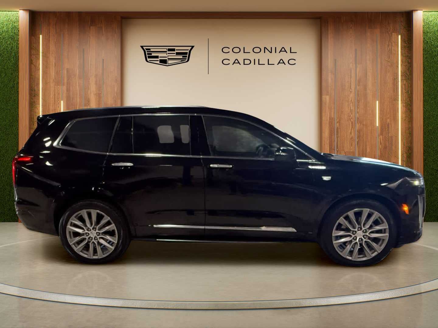 Used 2024 Cadillac XT6 Premium Luxury w/ Platinum Package AWD/4WD image 9