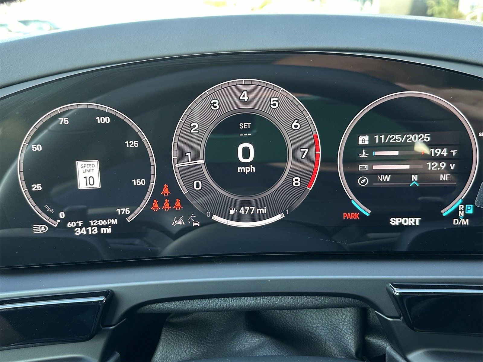 Certified 2024 Porsche Cayenne Coupe image 28