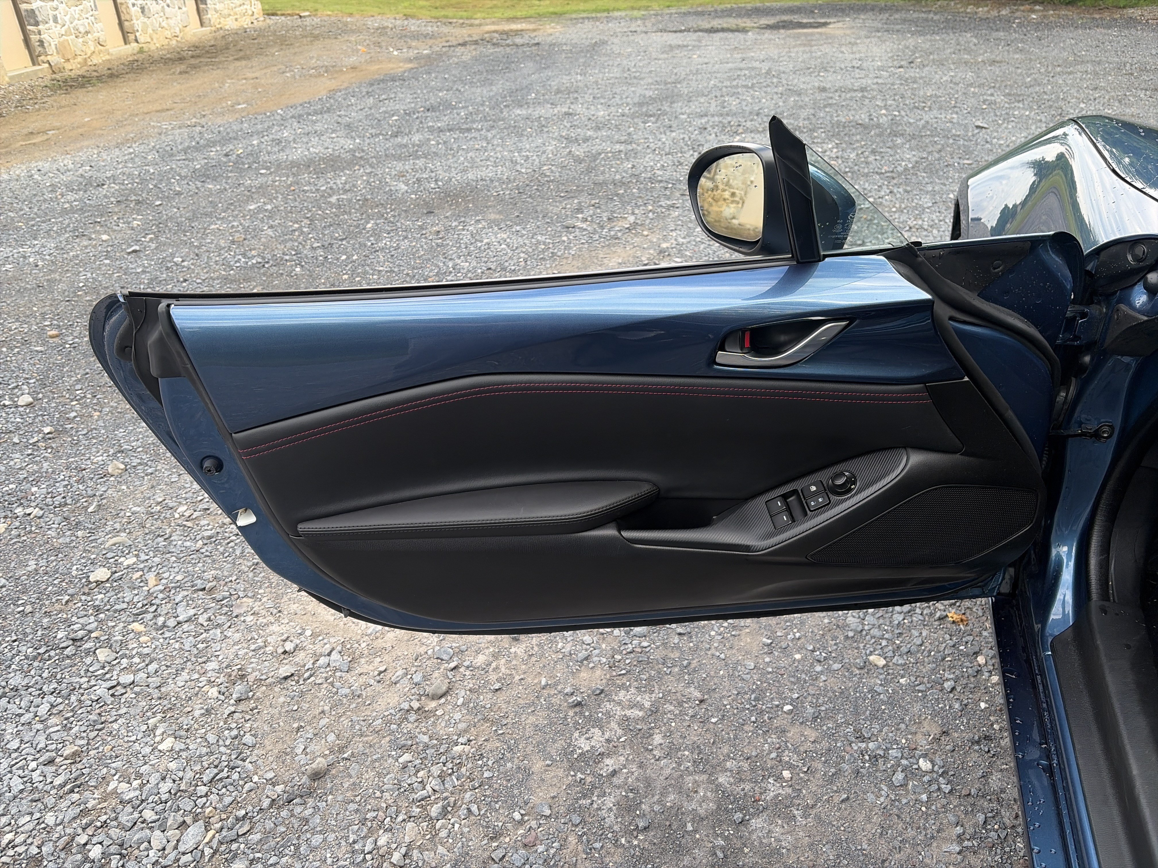 Used 2019 MAZDA MX-5 Miata RF Grand Touring RWD image 15