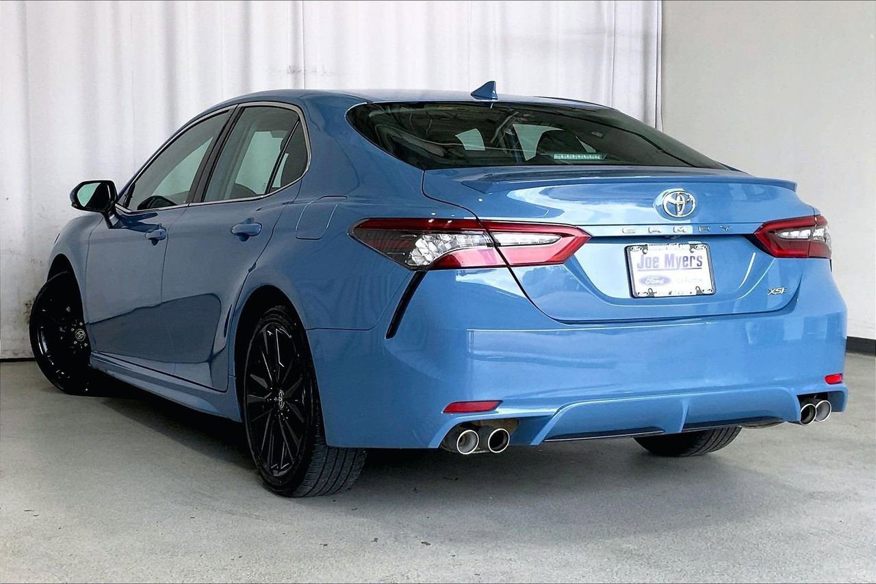 Used 2024 Toyota Camry XSE FWD image 10