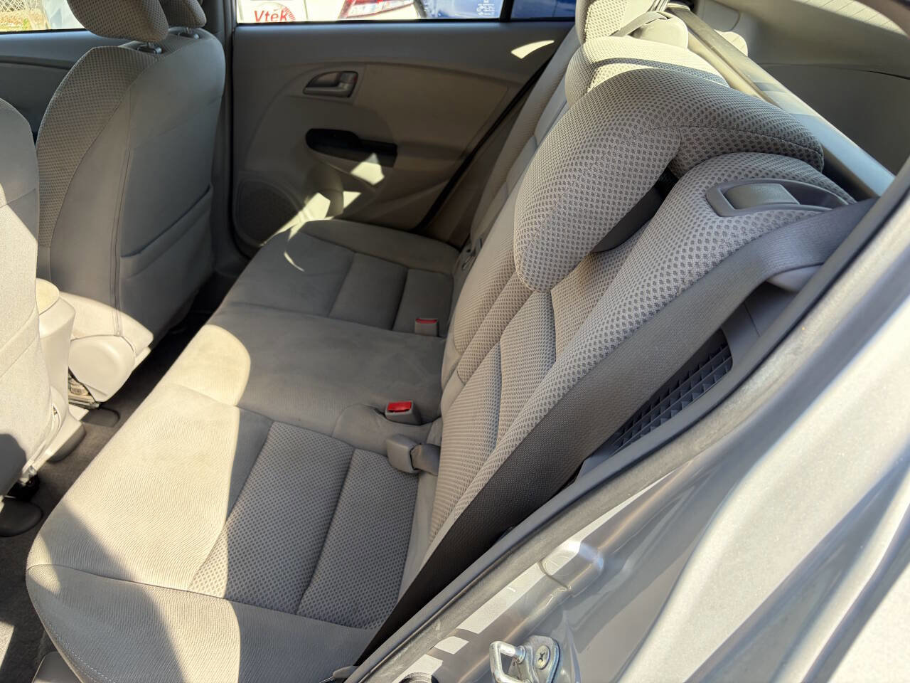Used 2011 Honda Insight EX image 12