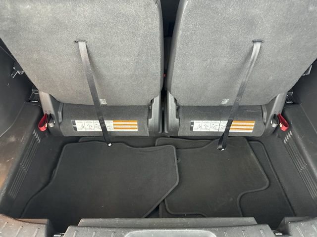 Used 2014 Ford Explorer XLT w/ Equipment Group 202A image 24