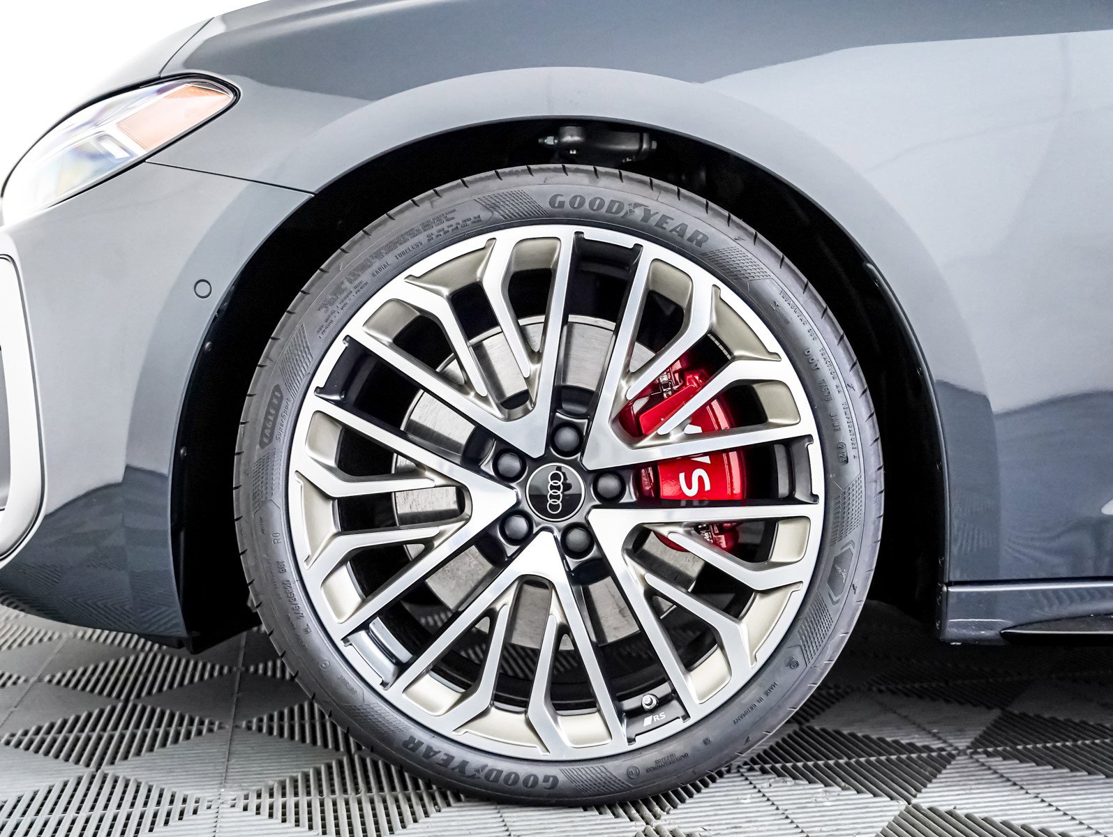 New 2025 Audi S5 Prestige image 6