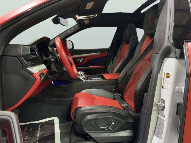 Used 2019 Lamborghini Urus AWD/4WD image 33