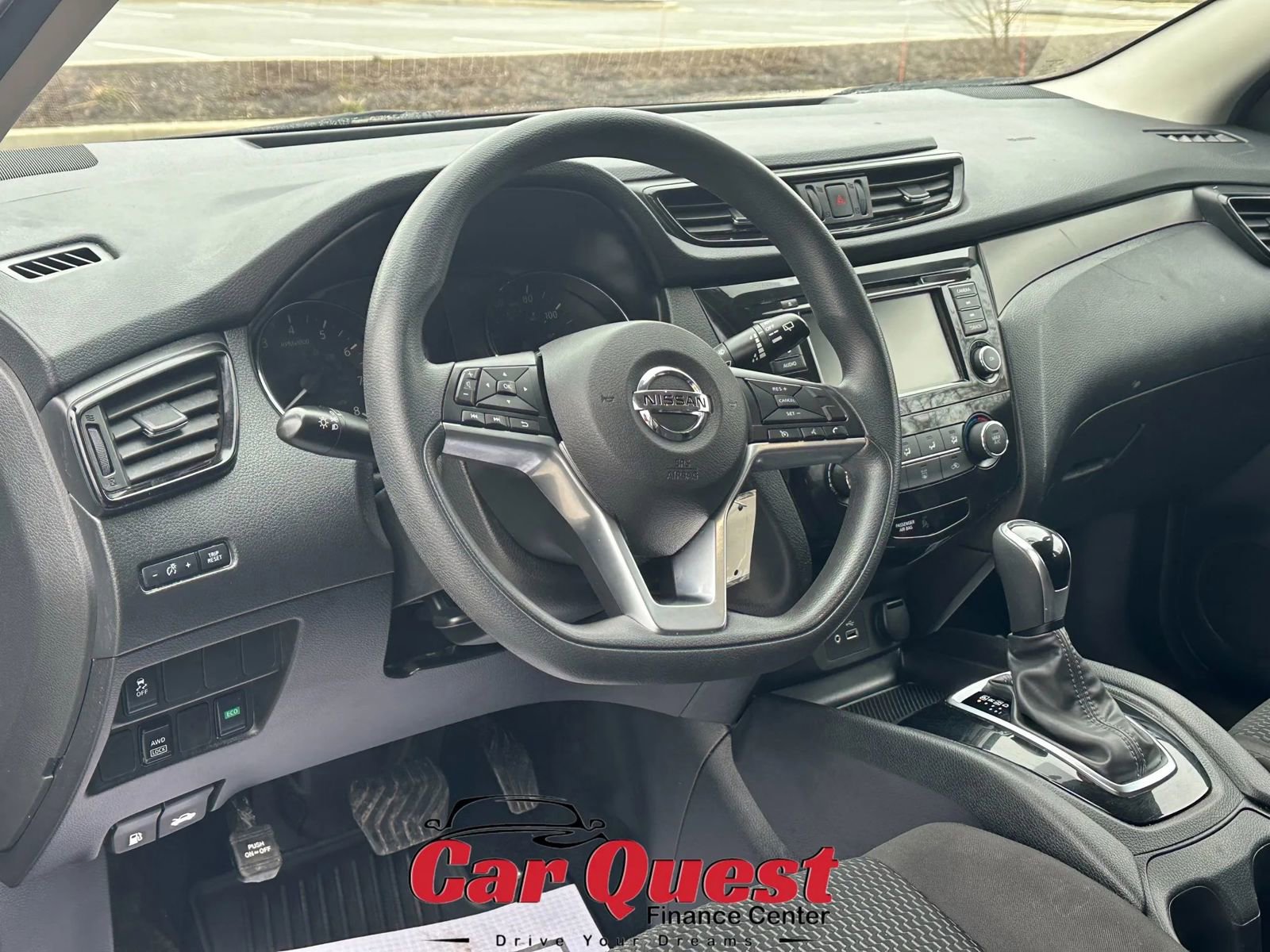 Used 2019 Nissan Rogue Sport S image 10