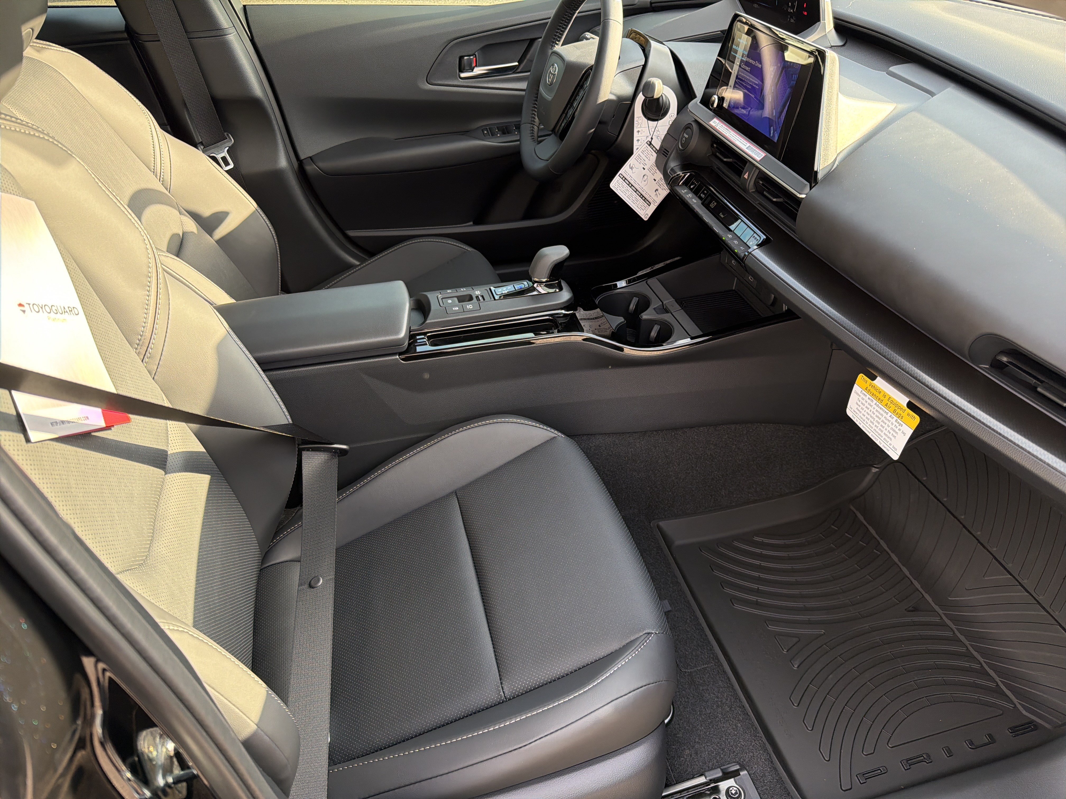 New 2026 Toyota Prius Plug-In Hybrid FWD image 22