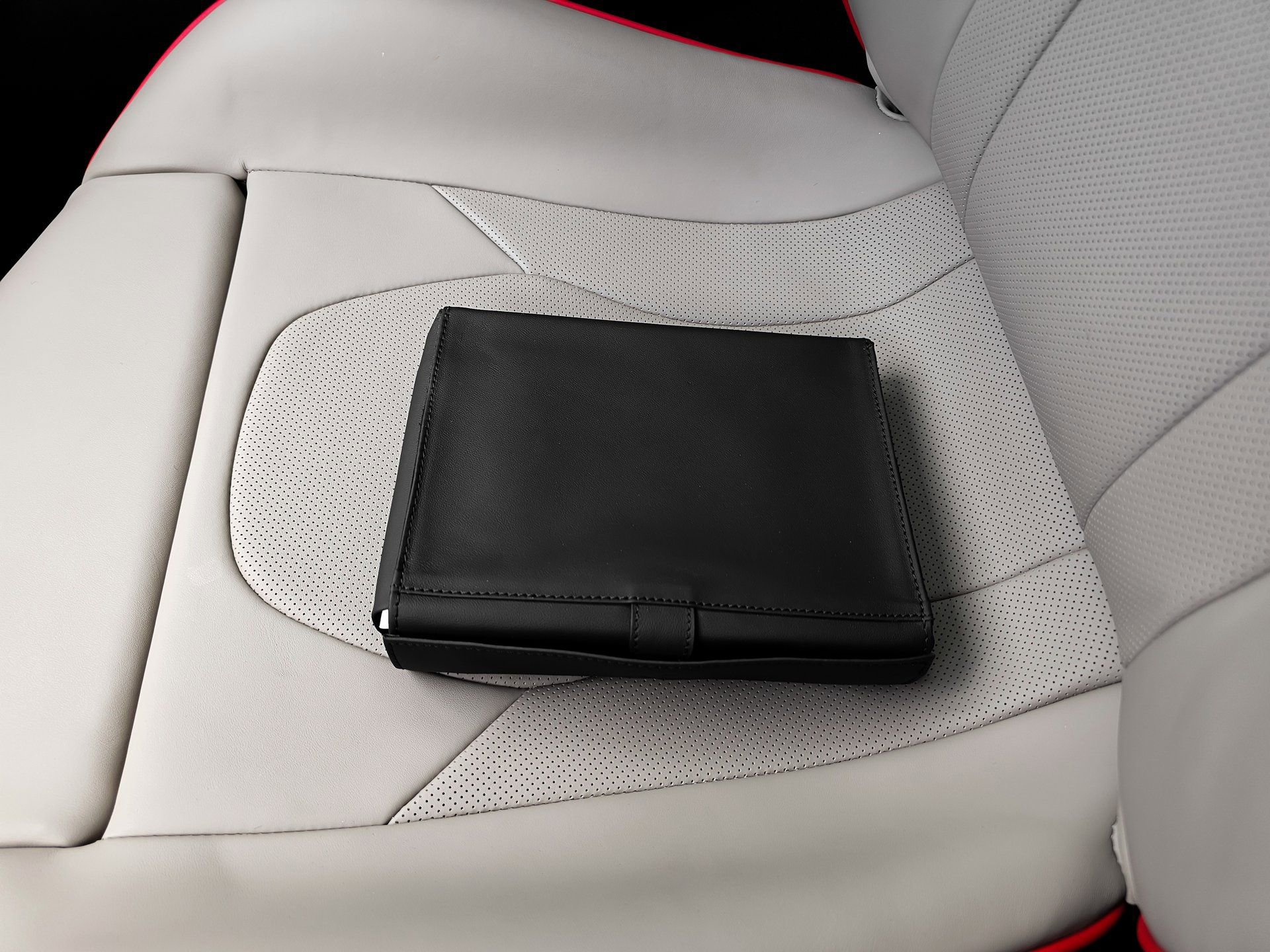 Used 2023 Ferrari Portofino M image 55