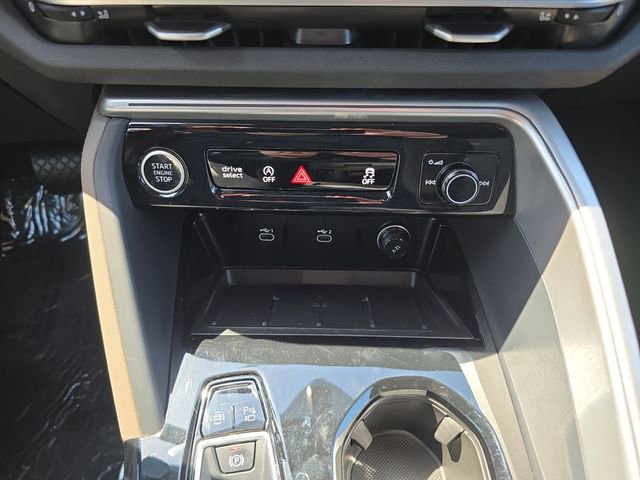 Used 2025 Audi Q5 Premium w/ Convenience Package image 27