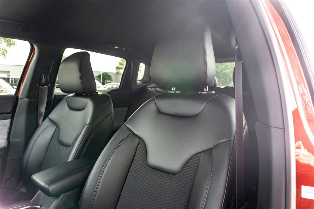 New 2026 Jeep Compass Latitude image 9