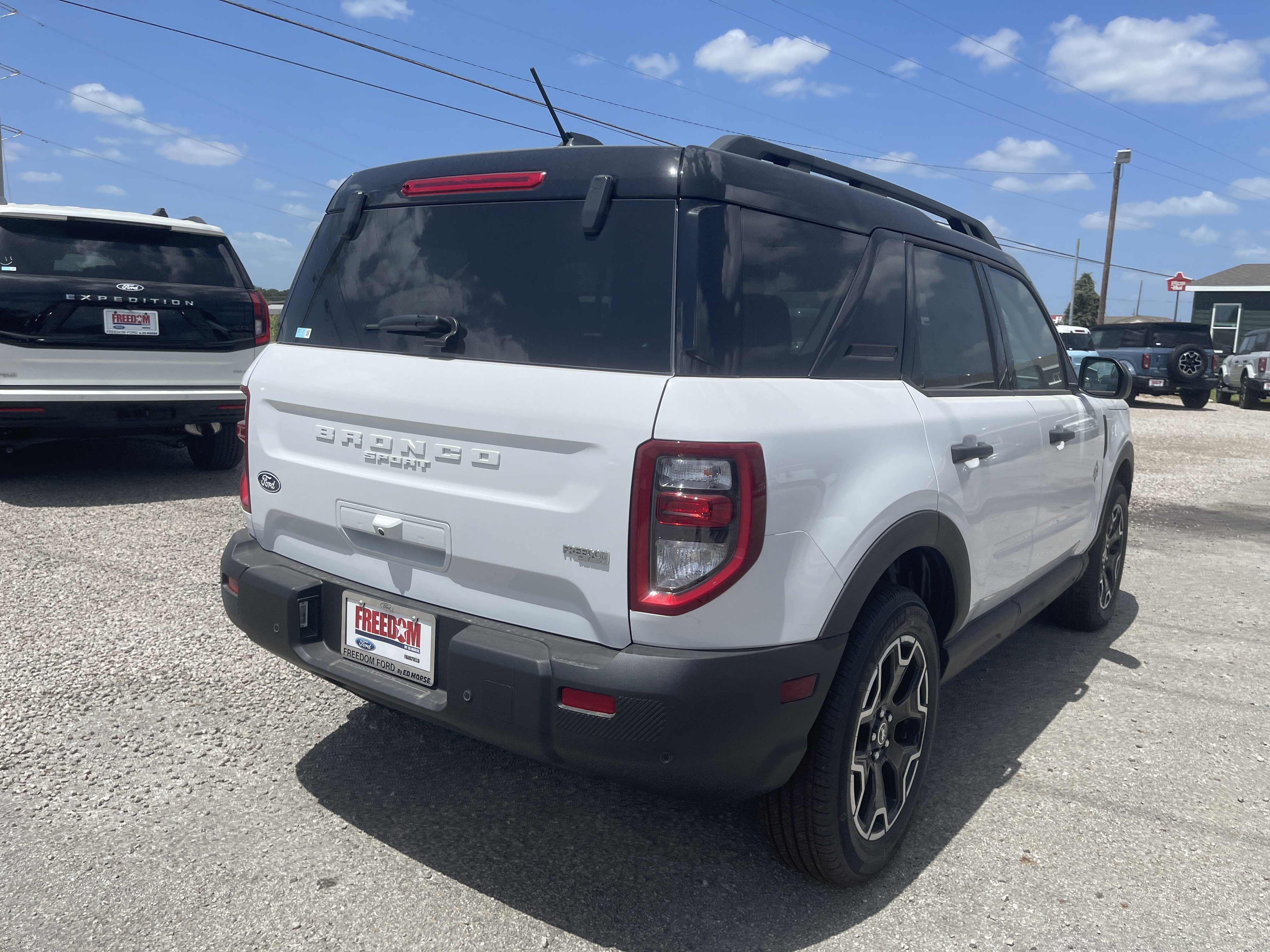 New 2026 Ford Bronco Sport Outer Banks AWD/4WD image 4